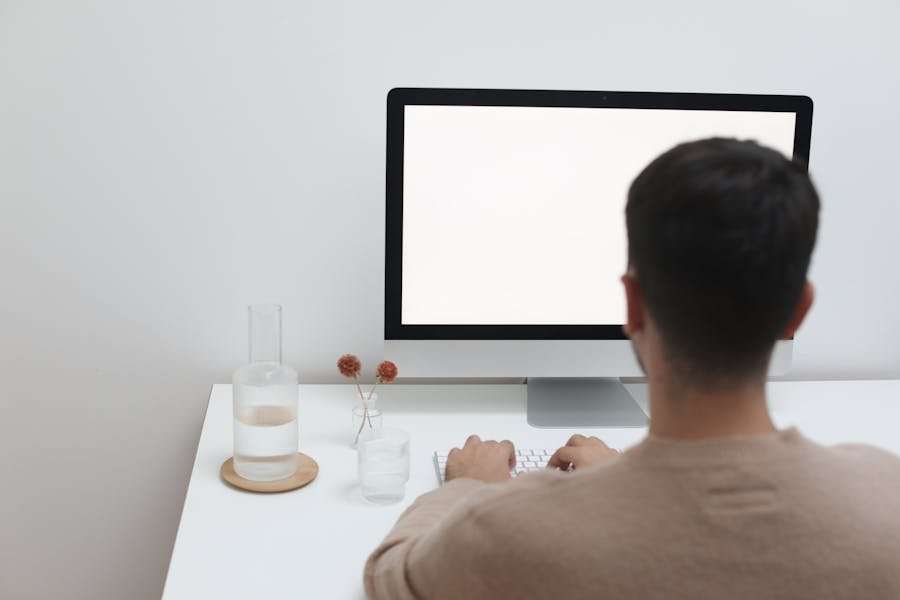 Imagen de Qué monitor conviene para estudiar, trabajar o editar