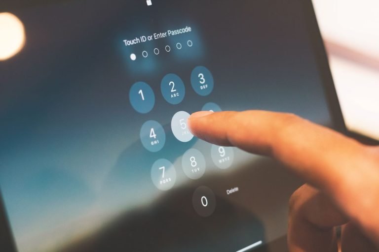 Pantalla de seguridad en celular liberado